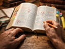 Como interpretar passagens difíceis da Bíblia? princípios para uma leitura correta