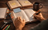 Como estudar a Bíblia passo a passo: Guia completo para um estudo profundo