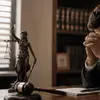 Oração para quem enfrenta processos judiciais e batalhas legais