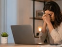 Oração para quem está enfrentando a síndrome do impostor no trabalho