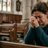 O perigo de reprimir emoções: Por que o cristão não precisa fingir que está sempre bem?
