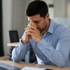 Oração para quem sente ansiedade ao voltar ao trabalho após um período difícil