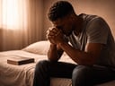 Oração para renovar suas forças em Deus: vença o cansaço espiritual