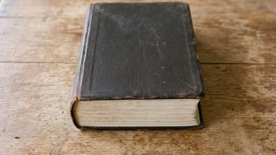10 versículos de consolo e cura emocional para mulheres