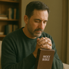 Como o homem pode exercer o papel de sacerdote no lar?