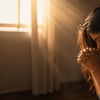 Oração quando se sente distante de Deus: Como restaurar sua comunhão