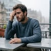 O peso do "E se?": Como vencer a ansiedade por cenários que ainda não existem