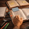 Como estudar a Bíblia passo a passo: Guia completo para um estudo profundo