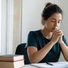 Oração para quem deseja voltar a estudar e sente insegurança