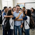 10 Versículos de gratidão e honra para o Dia dos Professores